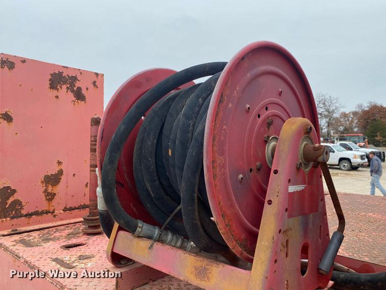 image for item DN8089 2004 International Navistar 7400  Crew Cab flatbed truck