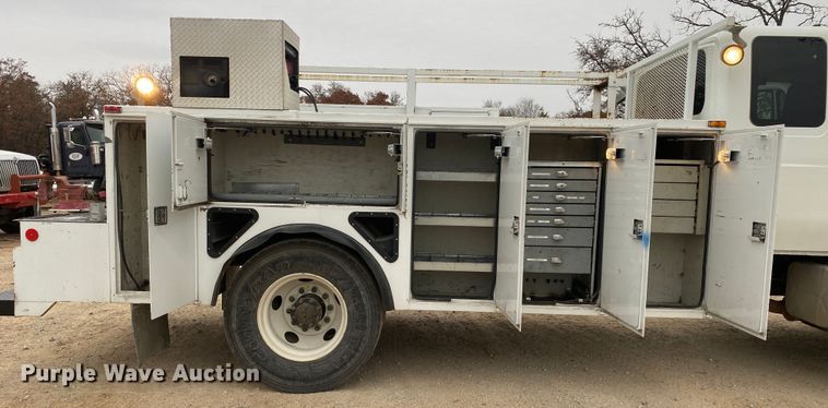 image for item DN8090 2011 International Navistar 4300M7  Crew Cab utility / service truck