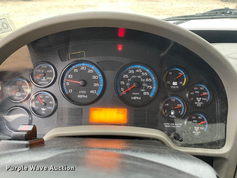 image for item DN8090 2011 International Navistar 4300M7  Crew Cab utility / service truck