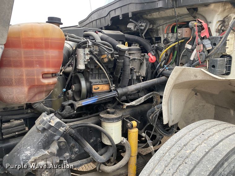 image for item DN8090 2011 International Navistar 4300M7  Crew Cab utility / service truck