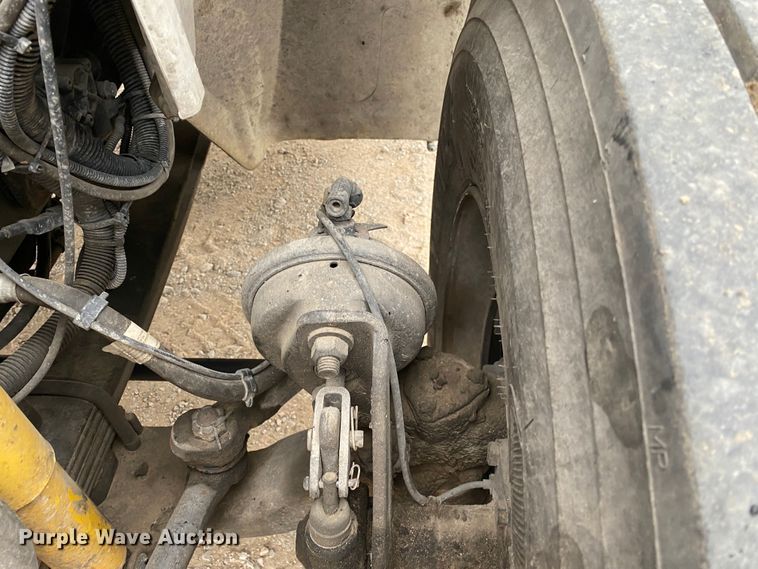 image for item DN8090 2011 International Navistar 4300M7  Crew Cab utility / service truck