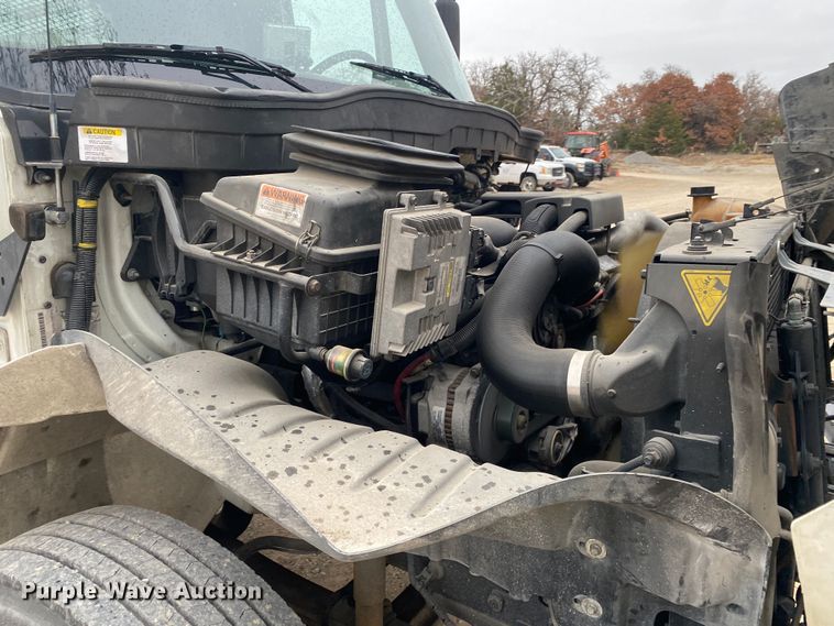 image for item DN8090 2011 International Navistar 4300M7  Crew Cab utility / service truck