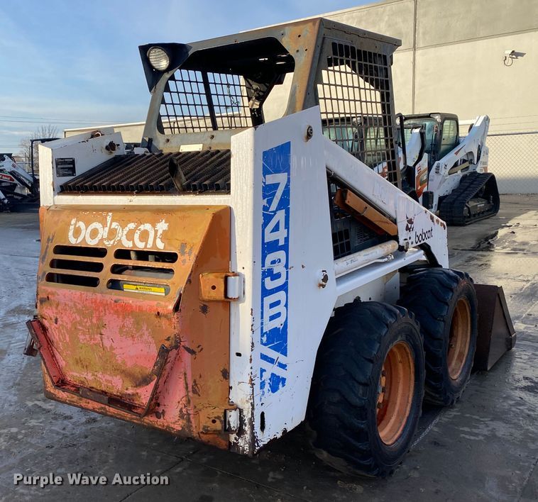 image for item DN8101 1993 Bobcat 743B  skid steer loader