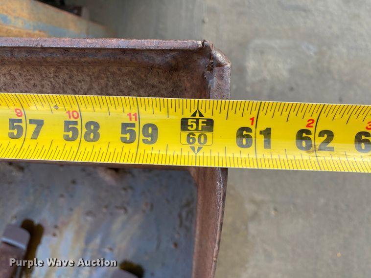 image for item DN8101 1993 Bobcat 743B  skid steer loader