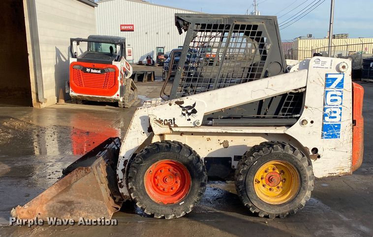 image for item DN8102 1999 Bobcat 763B  skid steer loader