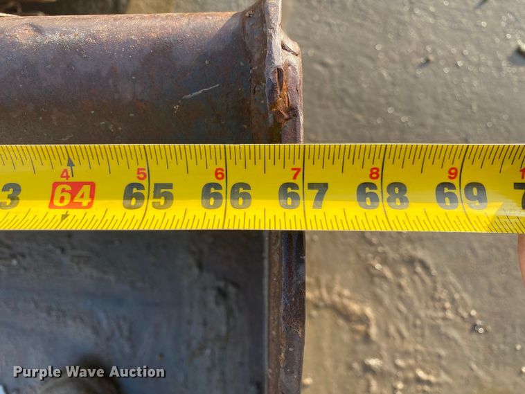 image for item DN8102 1999 Bobcat 763B  skid steer loader