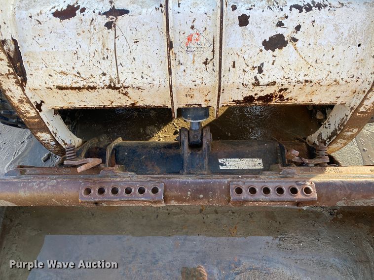 image for item DN8102 1999 Bobcat 763B  skid steer loader