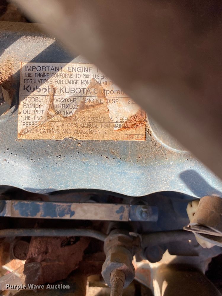 image for item DN8102 1999 Bobcat 763B  skid steer loader