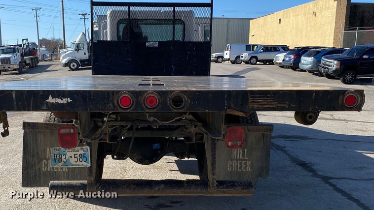 image for item DN8122 2015 Peterbilt 330  dump flatbed truck