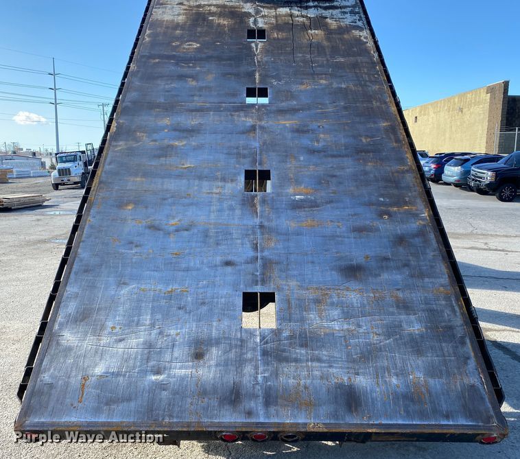 image for item DN8122 2015 Peterbilt 330  dump flatbed truck