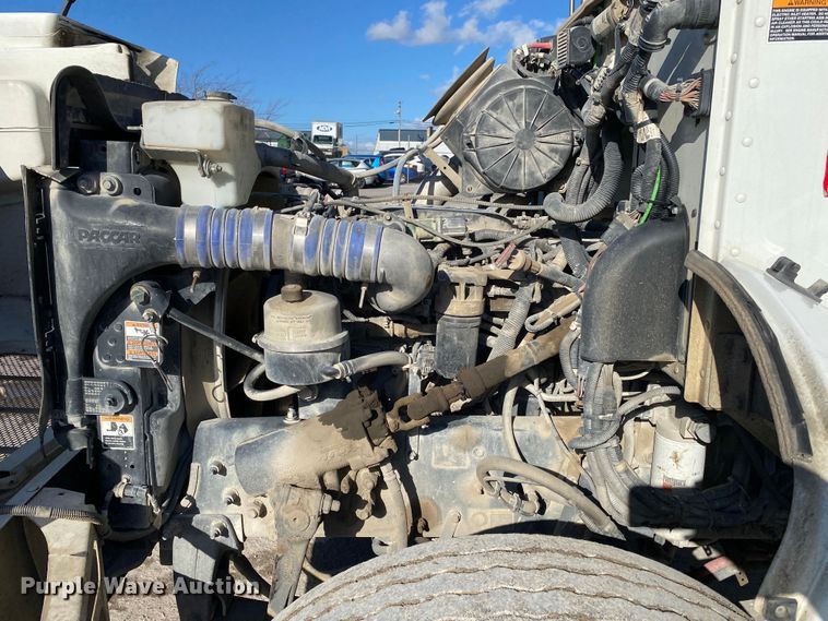 image for item DN8122 2015 Peterbilt 330  dump flatbed truck