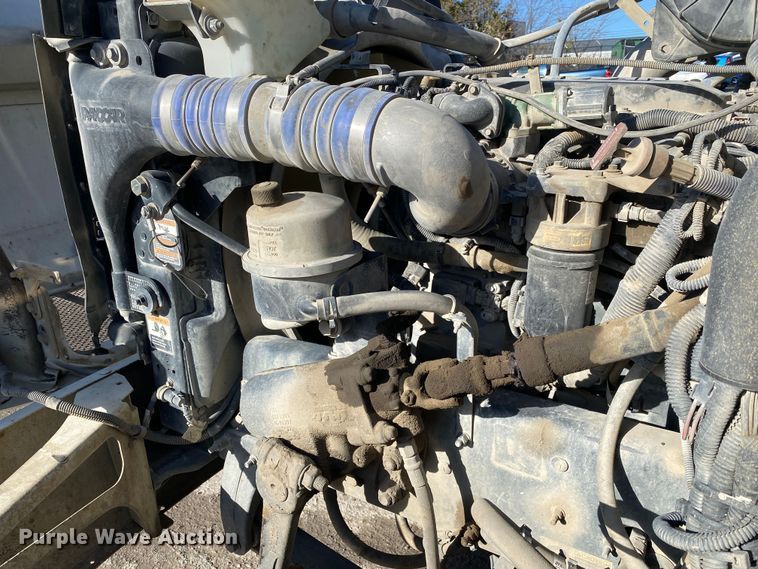 image for item DN8122 2015 Peterbilt 330  dump flatbed truck