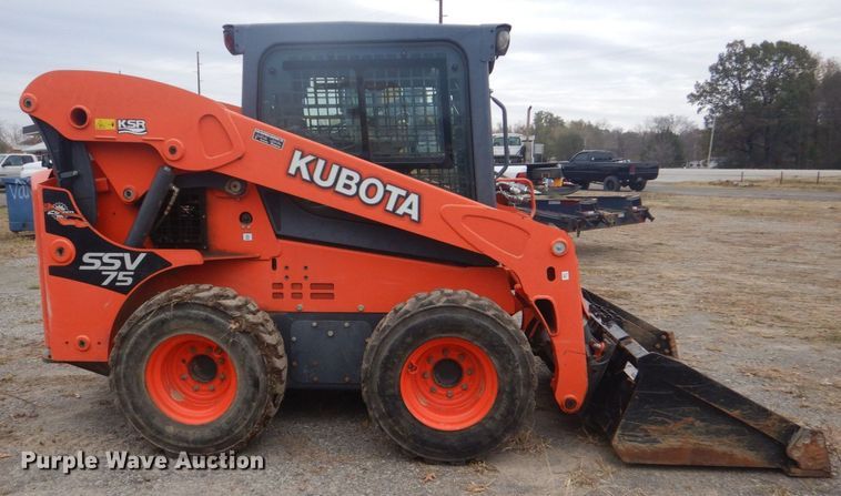 image for item DO1665 2016 Kubota SSV75 skid steer loader