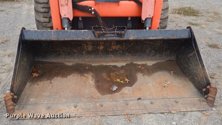 image for item DO1665 2016 Kubota SSV75 skid steer loader