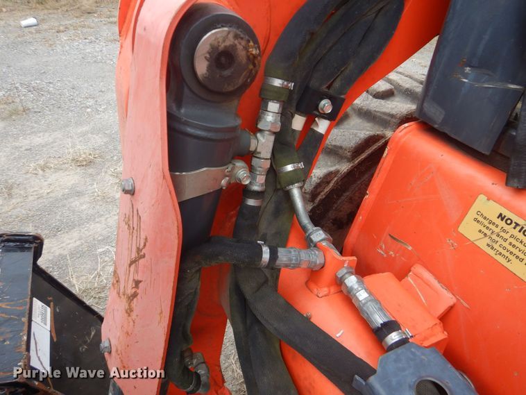 image for item DO1665 2016 Kubota SSV75 skid steer loader