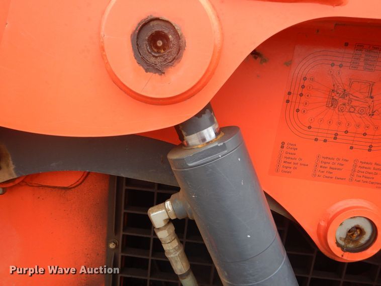 image for item DO1665 2016 Kubota SSV75 skid steer loader