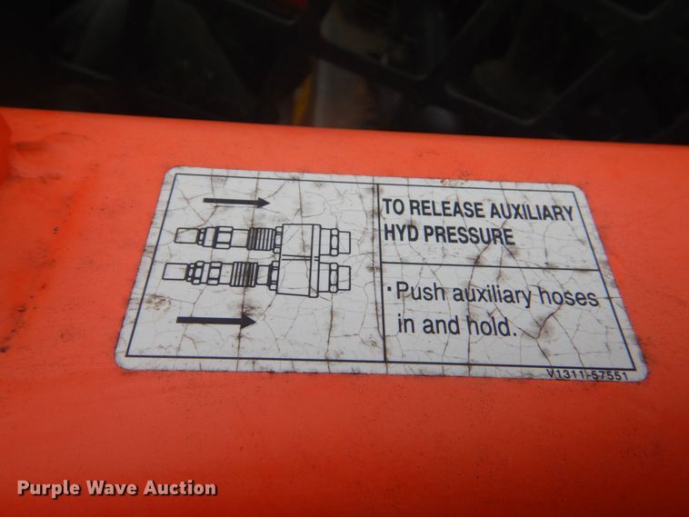 image for item DO1665 2016 Kubota SSV75 skid steer loader