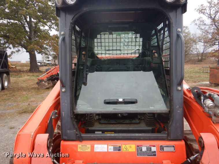 image for item DO1665 2016 Kubota SSV75 skid steer loader