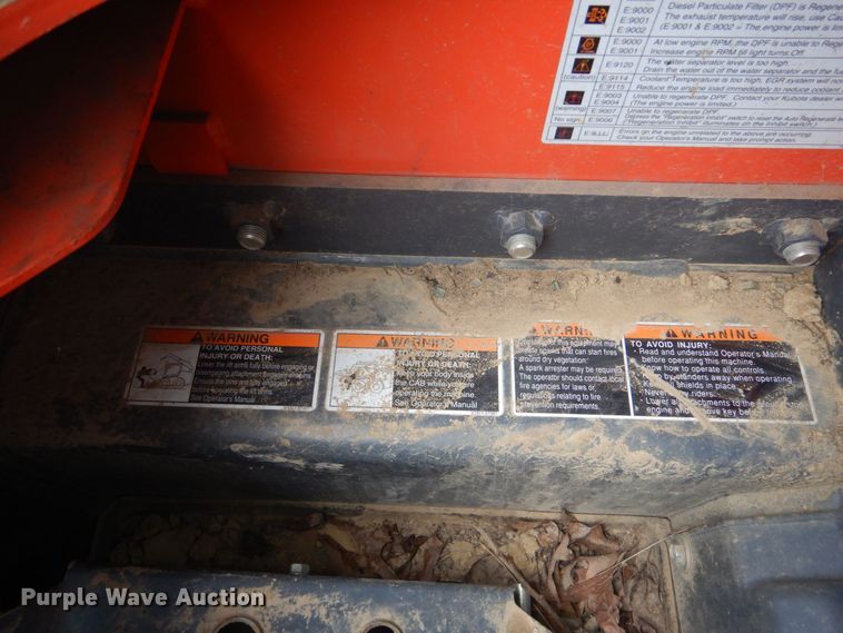 image for item DO1665 2016 Kubota SSV75 skid steer loader