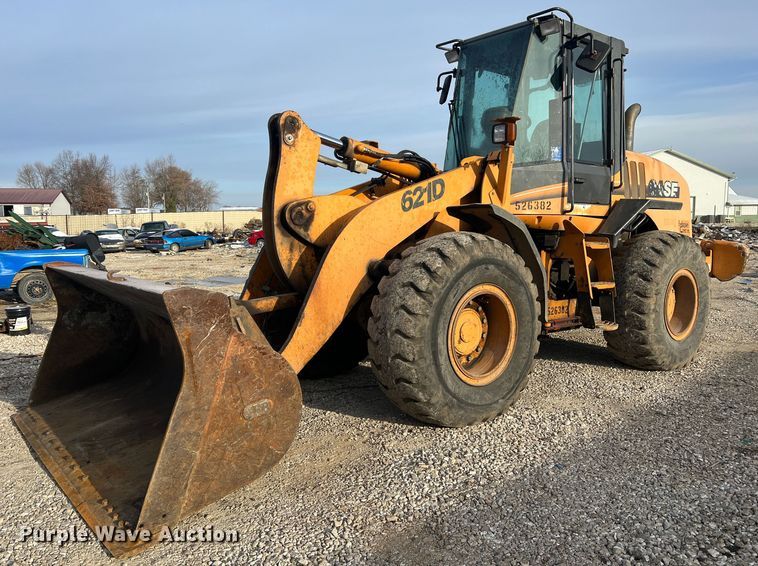 image for item DO2168 2004 Case 621D  wheel loader