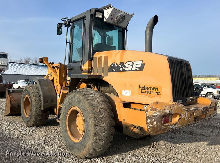 image for item DO2168 2004 Case 621D  wheel loader