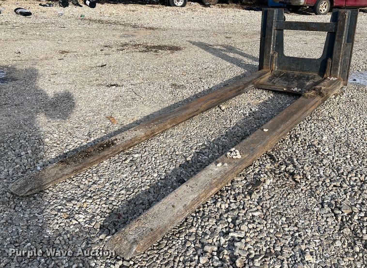 image for item DO2168 2004 Case 621D  wheel loader