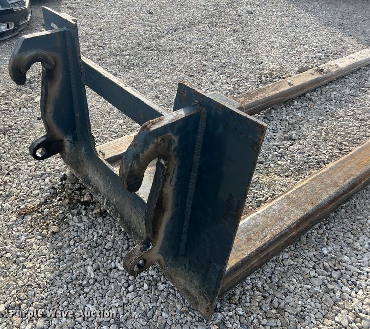 image for item DO2168 2004 Case 621D  wheel loader