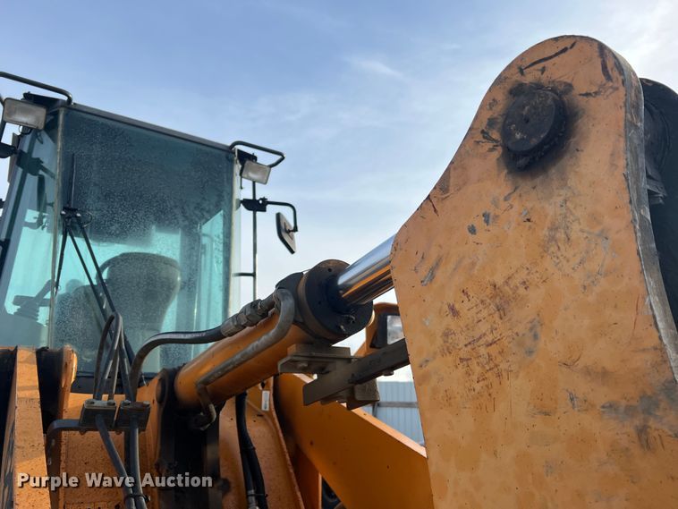 image for item DO2168 2004 Case 621D  wheel loader