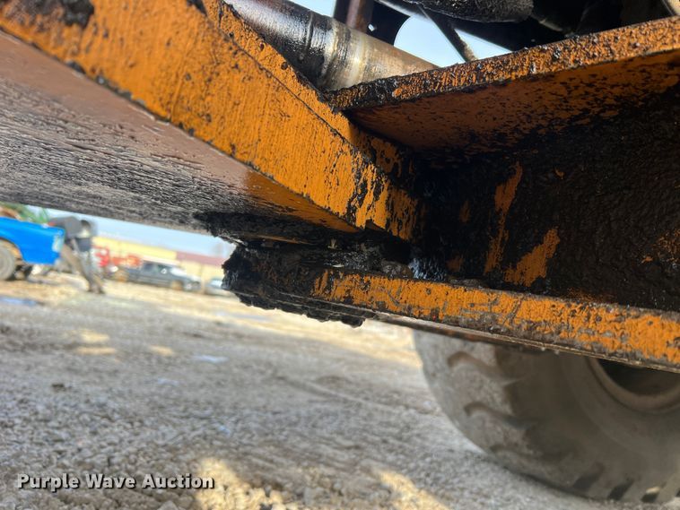 image for item DO2168 2004 Case 621D  wheel loader