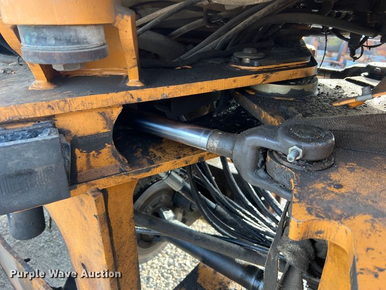 image for item DO2168 2004 Case 621D  wheel loader