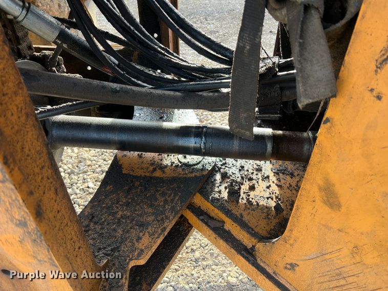 image for item DO2168 2004 Case 621D  wheel loader