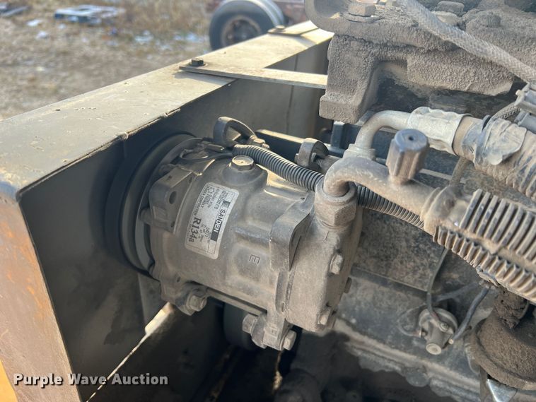 image for item DO2168 2004 Case 621D  wheel loader