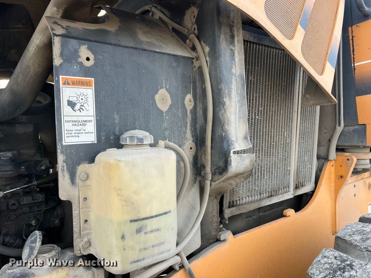 image for item DO2168 2004 Case 621D  wheel loader