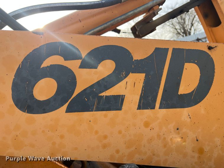 image for item DO2168 2004 Case 621D  wheel loader