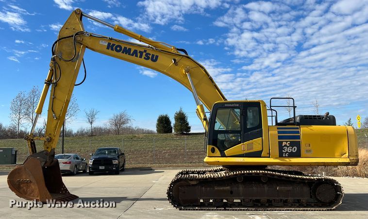 image for item DO2170 2013 Komatsu PC360LC-10  excavator