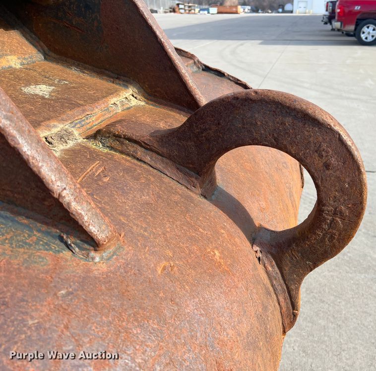 image for item DO2170 2013 Komatsu PC360LC-10  excavator