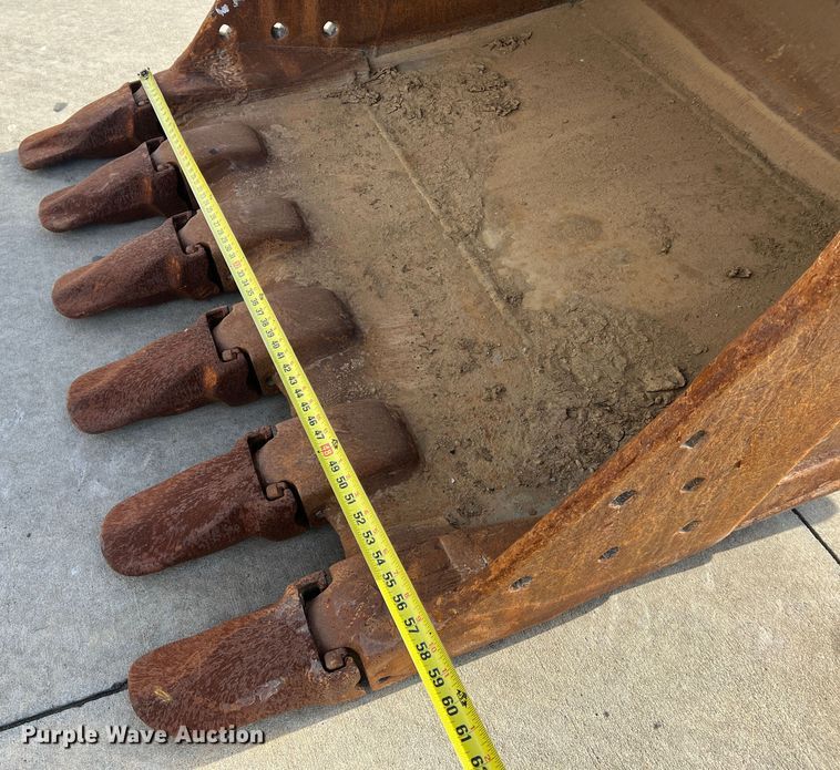 image for item DO2170 2013 Komatsu PC360LC-10  excavator