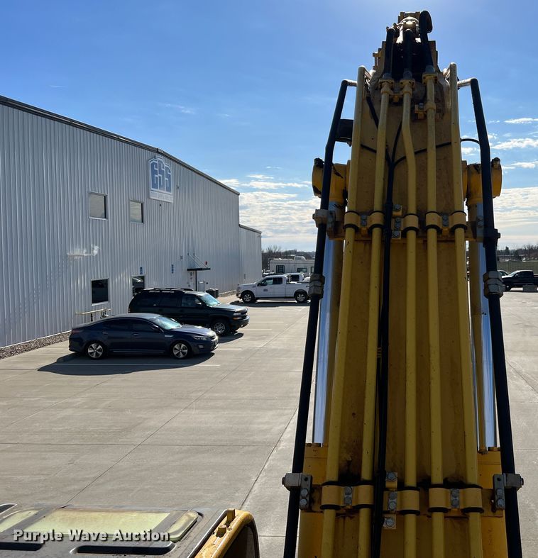 image for item DO2170 2013 Komatsu PC360LC-10  excavator