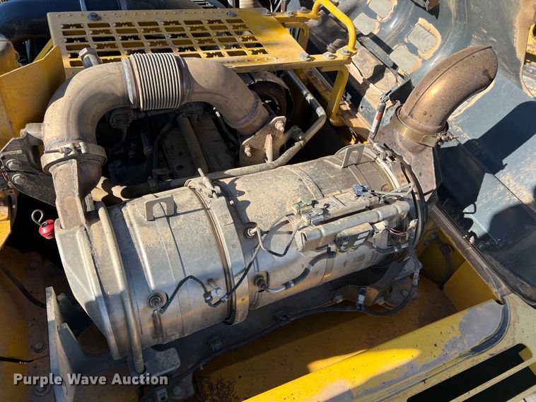 image for item DO2170 2013 Komatsu PC360LC-10  excavator