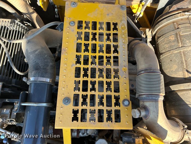 image for item DO2170 2013 Komatsu PC360LC-10  excavator