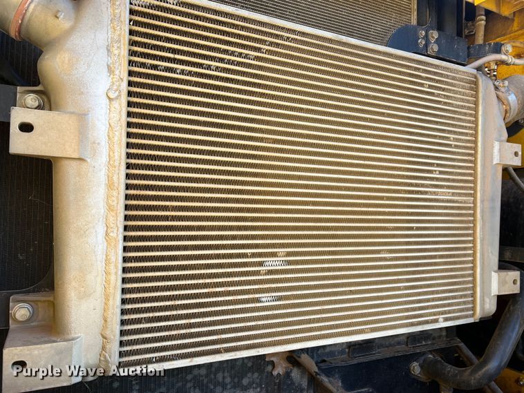 image for item DO2170 2013 Komatsu PC360LC-10  excavator