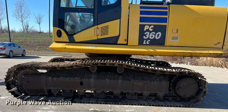 image for item DO2170 2013 Komatsu PC360LC-10  excavator