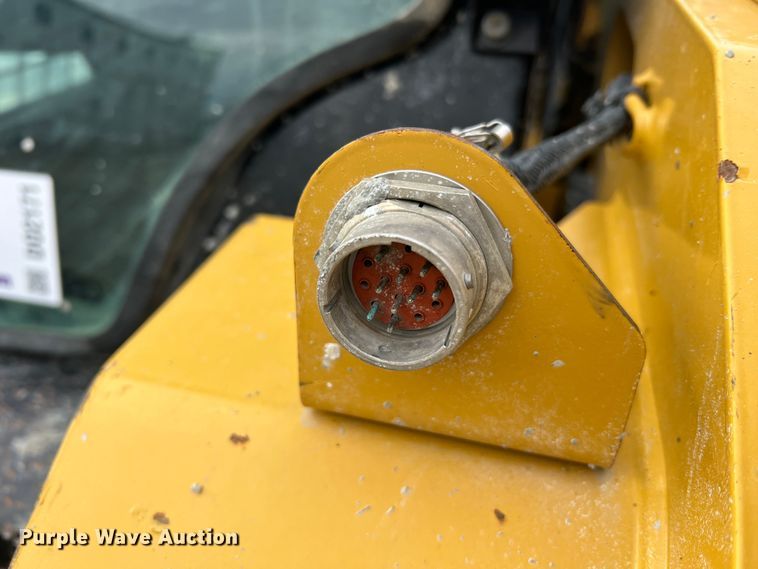 image for item DO2171 2018 Caterpillar 299D2  skid steer loader