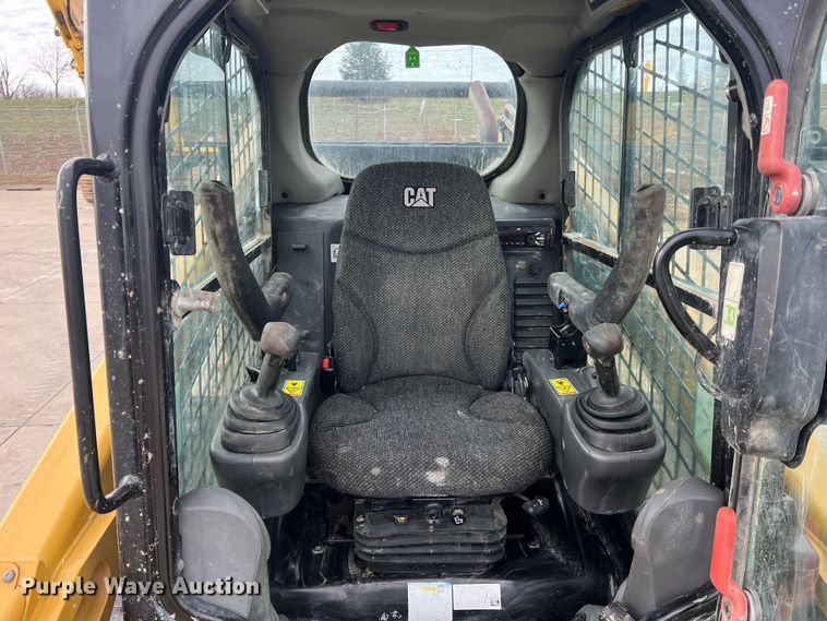image for item DO2171 2018 Caterpillar 299D2  skid steer loader