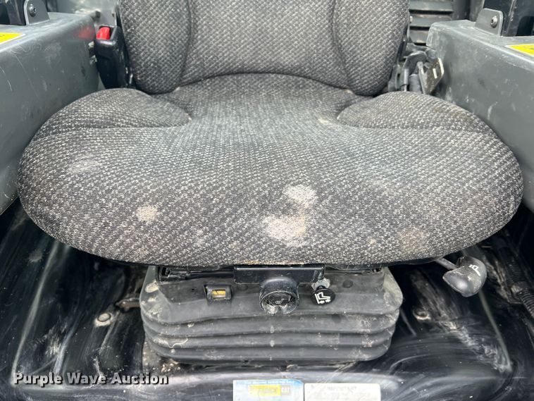 image for item DO2171 2018 Caterpillar 299D2  skid steer loader