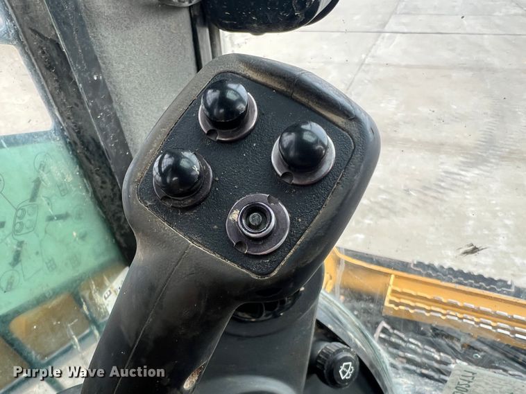 image for item DO2171 2018 Caterpillar 299D2  skid steer loader