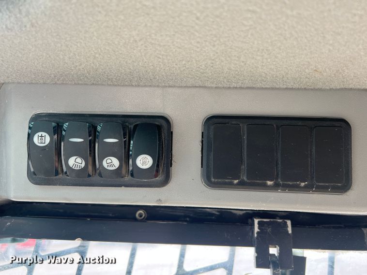 image for item DO2171 2018 Caterpillar 299D2  skid steer loader