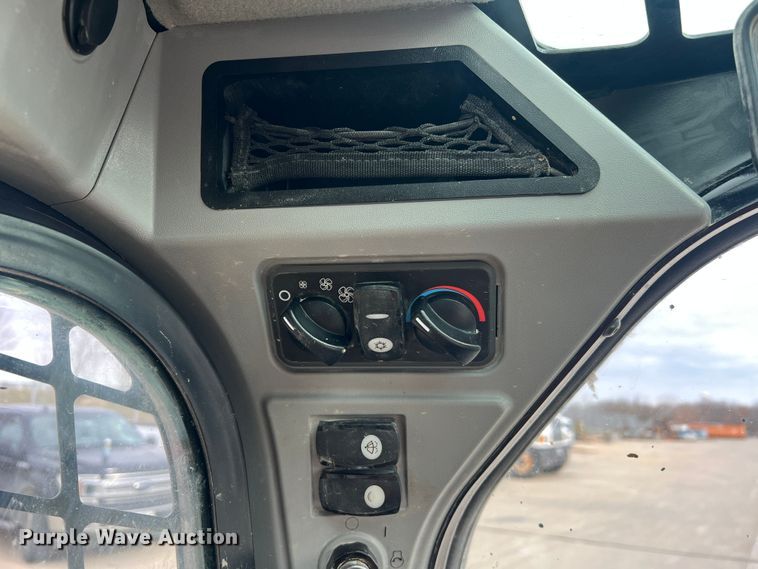 image for item DO2171 2018 Caterpillar 299D2  skid steer loader