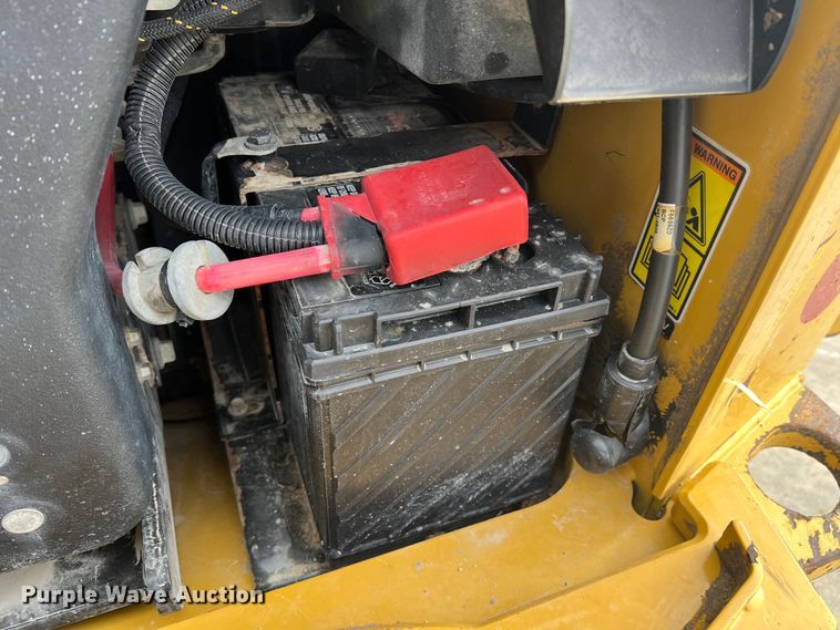 image for item DO2171 2018 Caterpillar 299D2  skid steer loader