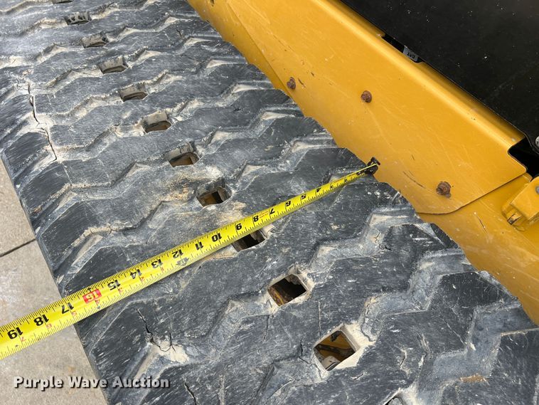 image for item DO2171 2018 Caterpillar 299D2  skid steer loader